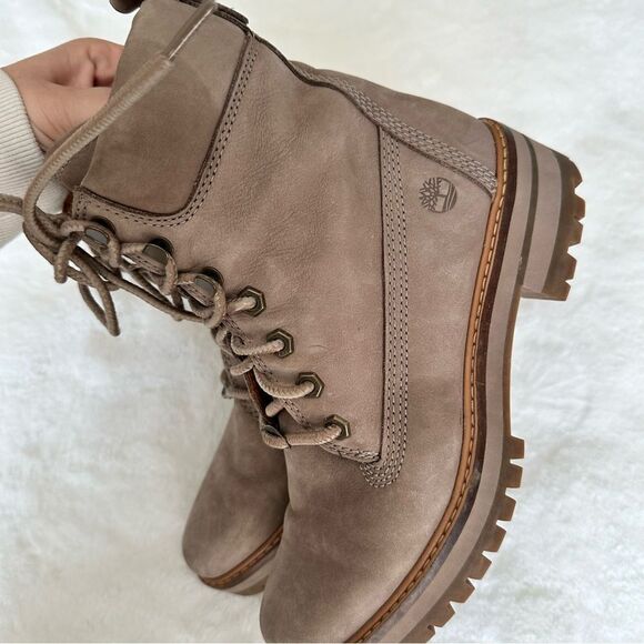 Timberland Women’s Courmayeur Valley Boots Size 7 Taupe - Picture 3 of 9